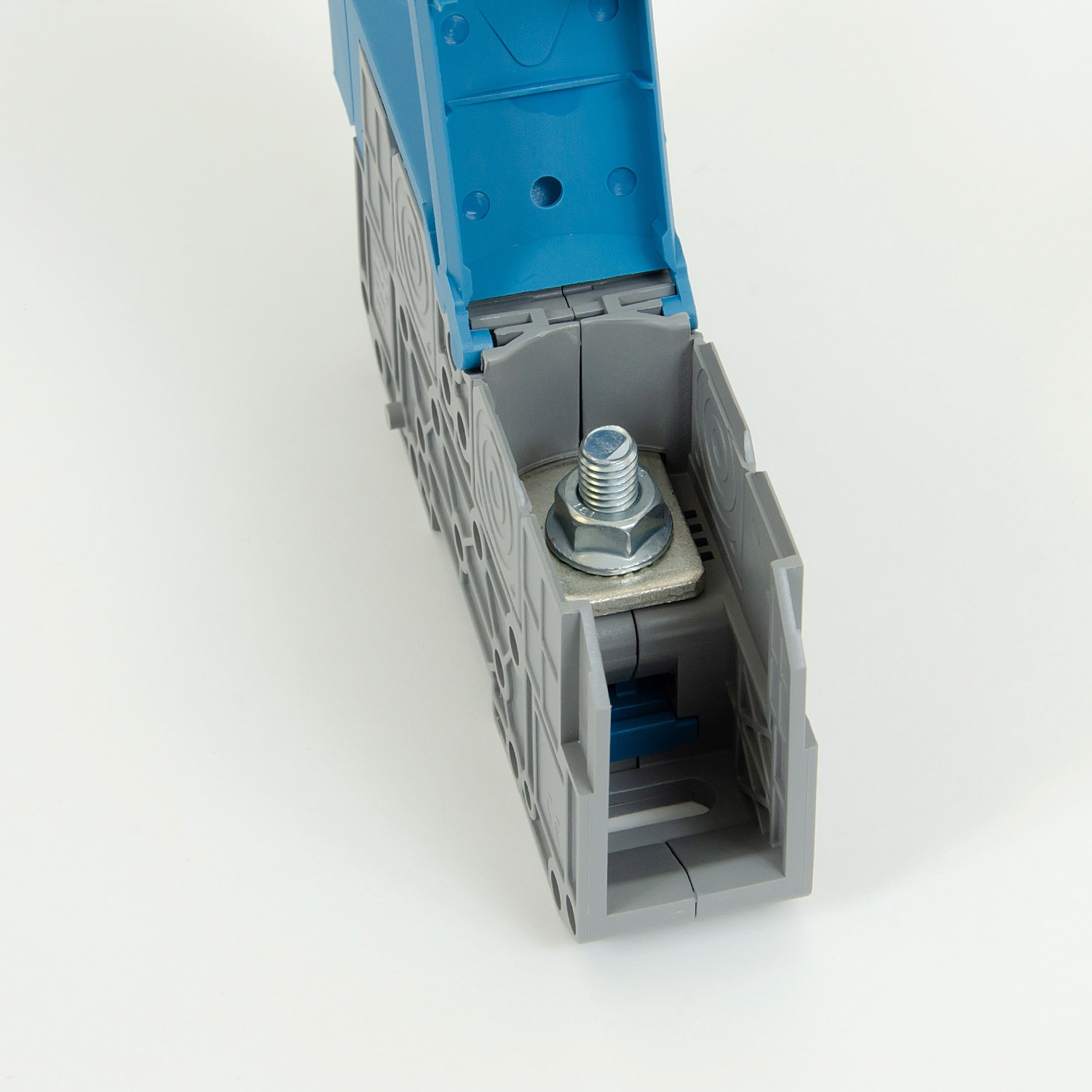 ONKA 70mm2 M8 Screw rail connector terminal block DIN rail terminal with protective cover, blue, 1030048 ONKA 70mm2 M8 Screw rail connector terminal block DIN rail terminal with protective cover, blue, 1030048